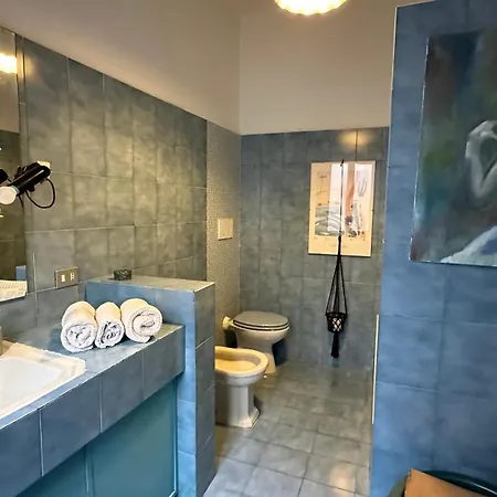 The Attic * روما