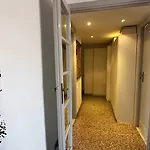 The Attic דירה *